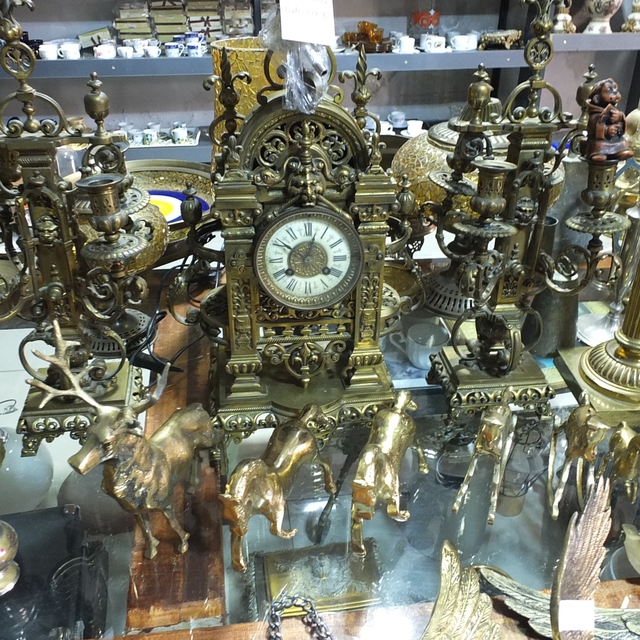 Balıkesir'de 146 yıllık tarihi saat görücüye çıktı