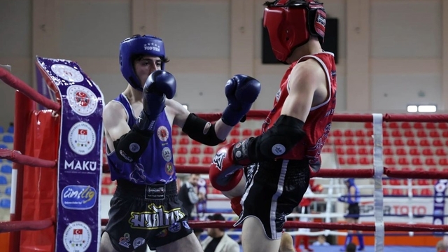 Kastamonu Üniversitesi'nden Muay Thai Şampiyonası'nda iki Türkiye ikinciliği