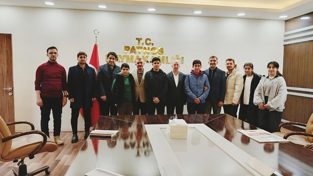 Patnos'tan ilk yüze 8 öğrenci