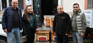 Manisa Büyükşehir'den sel mağduru arıcıya kovan desteği