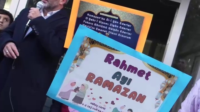 Miraç Kur'an Kursu'ndan Fener alayı