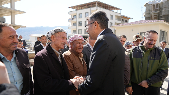 İçişleri Bakan Yardımcılığına atanan Hakkari Valisi Çelik'ten veda ziyaretleri