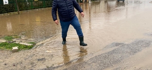 Enez'de sağanak; su baskınları yaşandı