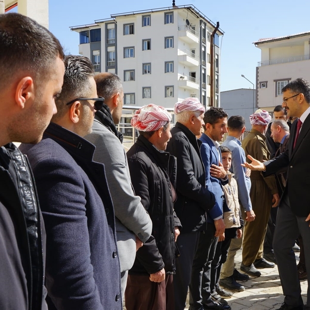 Bakan Yardımcılığı görevine atanan Hakkari Valisi Çelik'ten veda ziyareti