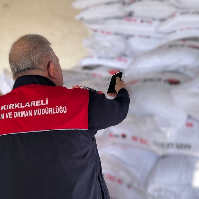 Kırklareli'nde gübre satışı yapan bayiler denetlendi