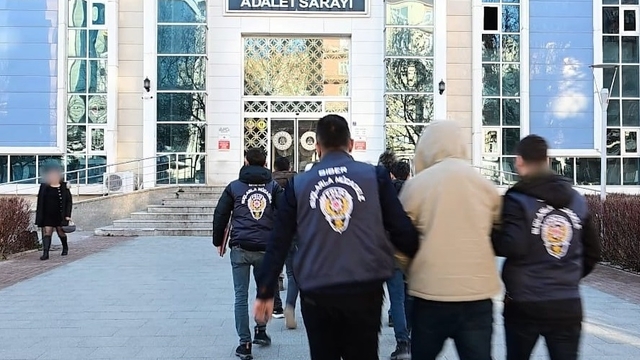 Kırşehir merkezli 8 ilde dolandırıcılık operasyonu: 16 tutuklama