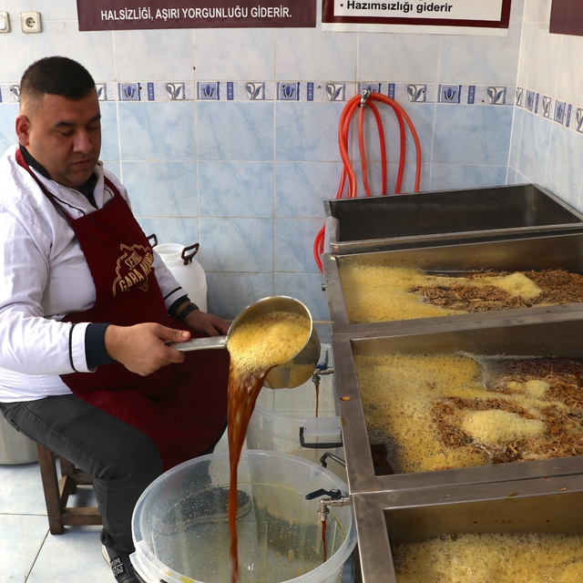 Gazianteplilerin iftar sofralarındaki vazgeçilmez içeceği: "Meyan şerbeti"