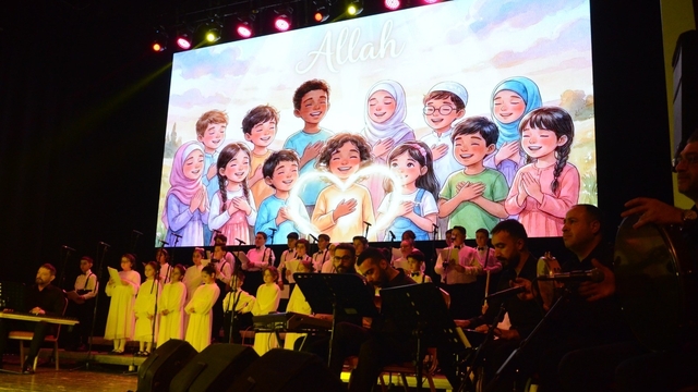 Çocuk Korosu'nun "Kutlu Nağmeler" konseri büyük beğeni topladı