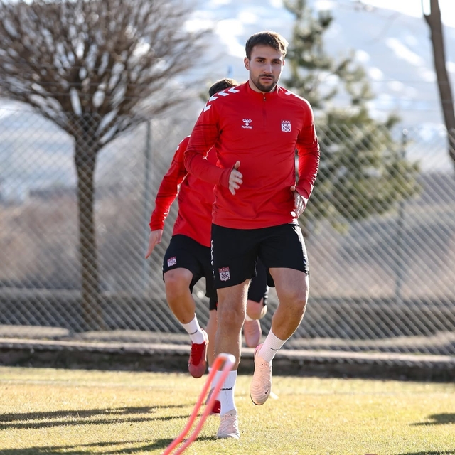 Sivasspor'da, Sakaryaspor maçı hazırlıkları sürüyor