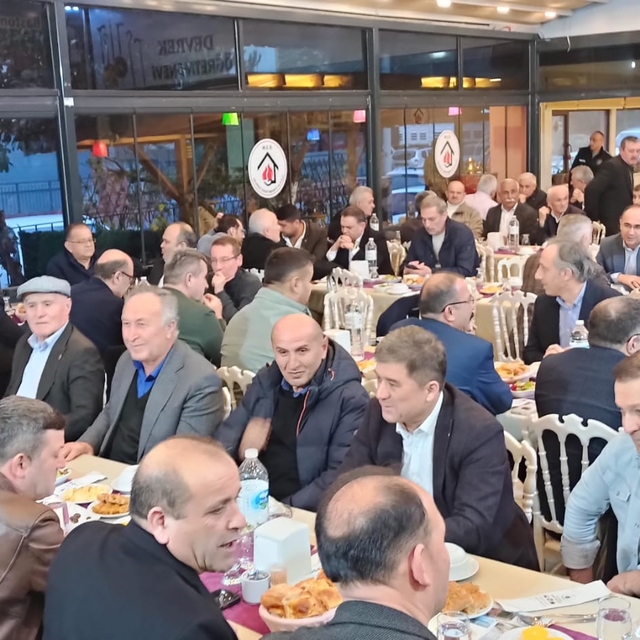 Devrekli muhtarlar iftar yemeğinde bir araya geldiler