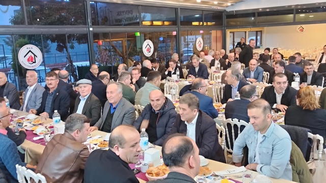 Devrekli muhtarlar iftar yemeğinde bir araya geldiler