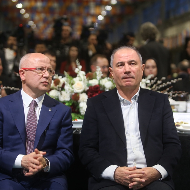 Bursa'da AK Parti Teşkilatı vefa iftarında buluştu