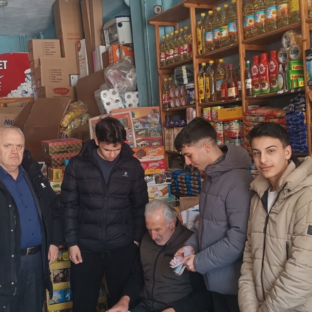 Prof. Dr. Necmeddin Erbakan Fen Lisesi öğrencilerinden örnek davranış