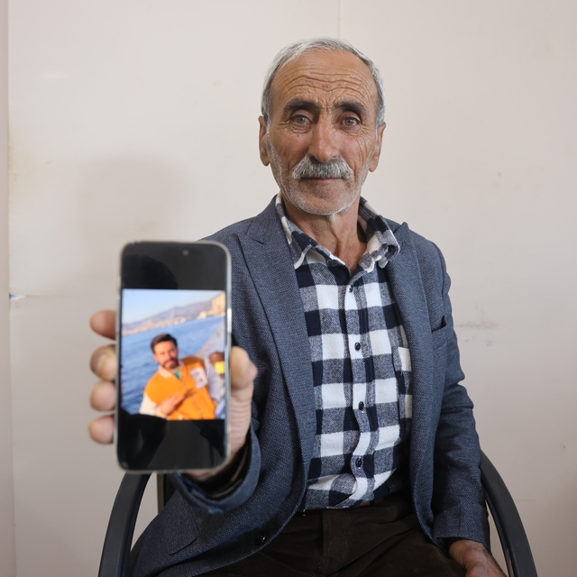 Penceredeki sinekliği parçalayarak evden ayrılan psikolojik rahatsızlıkları...