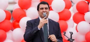 Karşıyaka Gençlik Kütüphanesi'nin temeli atıldı
Yılmaz: "Şehitkamil'i gelec...