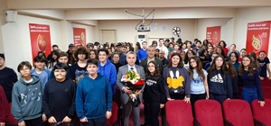 İncirliova Kaymakamı Abay, öğrencilerle Kariyer Günleri'nde buluştu