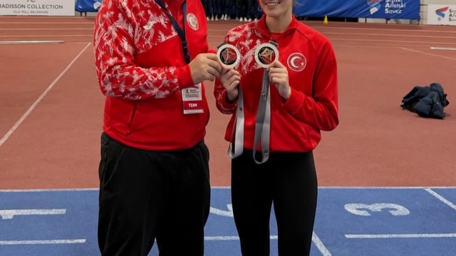 Eskişehirli atletizm sporcusundan Balkan'da altın madalya