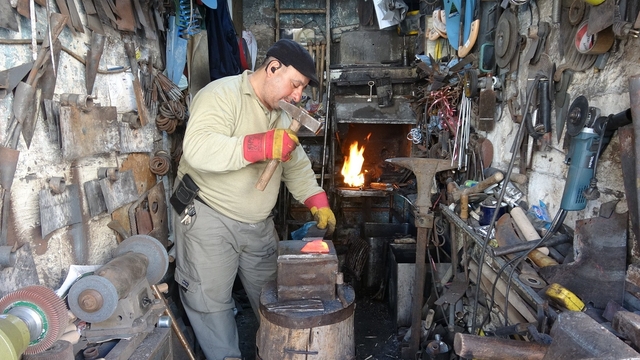 Çekiç sesleri azaldı, ustalar yalnız kaldı