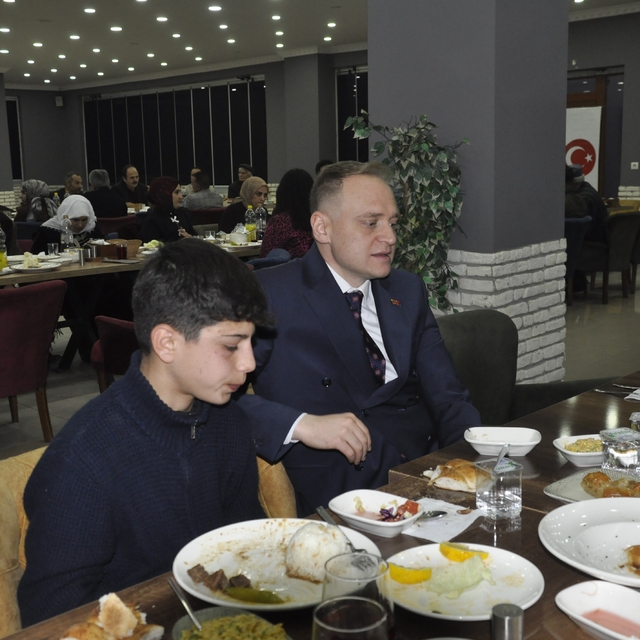 Kaymakam Koşansu şehit aileleri ve gazilerle iftarda buluştu