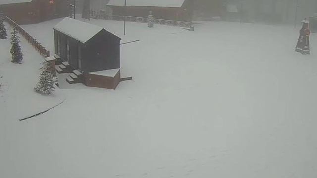 Kartepe'de lapa lapa kar yağıyor