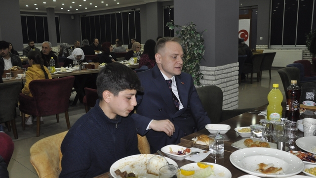 Kaymakam Koşansu şehit aileleri ve gazilerle iftarda buluştu