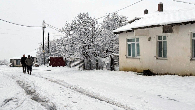 Tekirdağ'ın yüksek kesimleri beyaza büründü