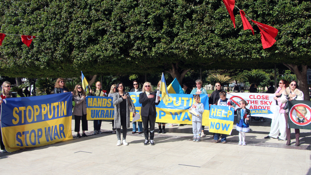 Ukraynalılar, savaşın 4'üncü yılında kaybettiklerini andı