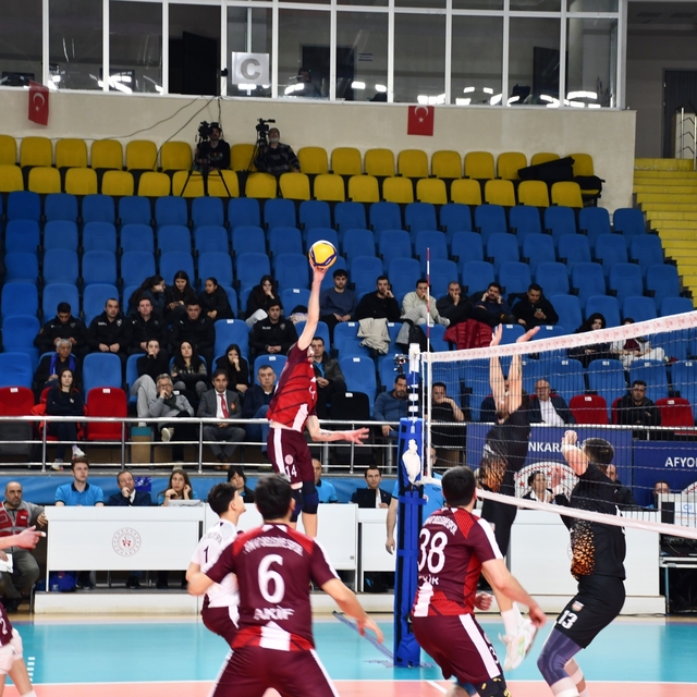 Afyonkarahisar'da voleybol finali tamamlandı