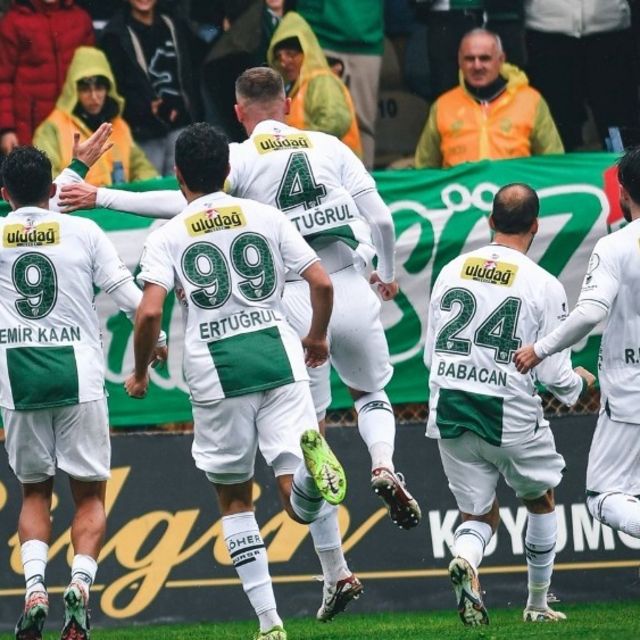 Bursaspor yeniden zirveye çıktı