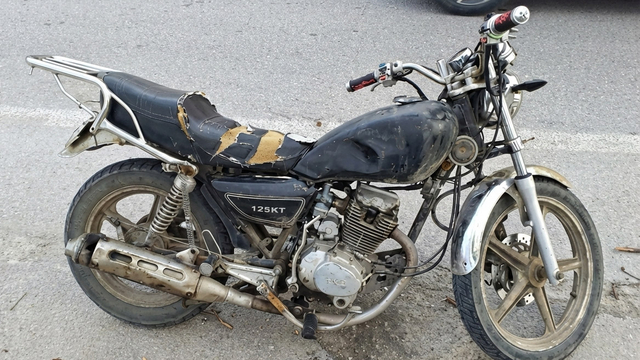 Sahte plakalı motosikletin ehliyetsiz sürücüsüne 110 bin lira ceza