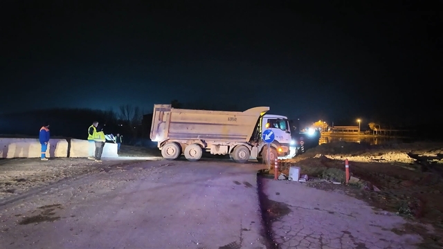 Edirne'de nehirlerde taşkın riski: Tunca ve Meriç Köprüsü ulaşıma kapatıldı