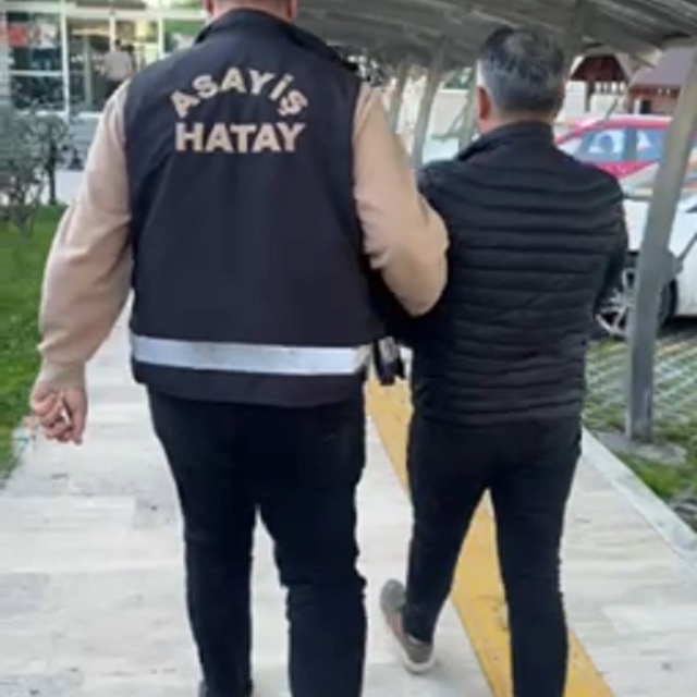 Dörtyol'da hapis cezaları bulunan 3 kişi tutuklandı