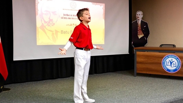 Menteşe'de İstiklal Marşı coşkusu sertifikalarla taçlandı