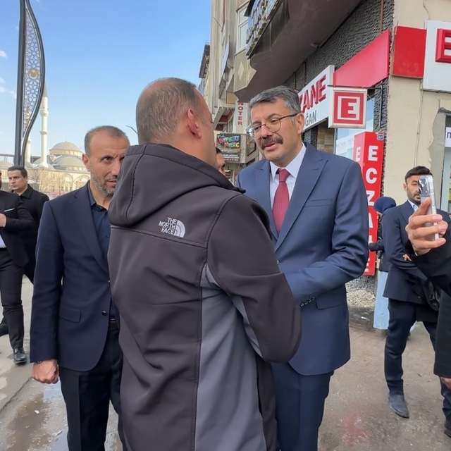 Bakan Yardımcısı Çelik'ten duygusal veda: "Hakkınızı helal edin"