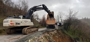 Heyelanlı bölgede çalışma yapıldı