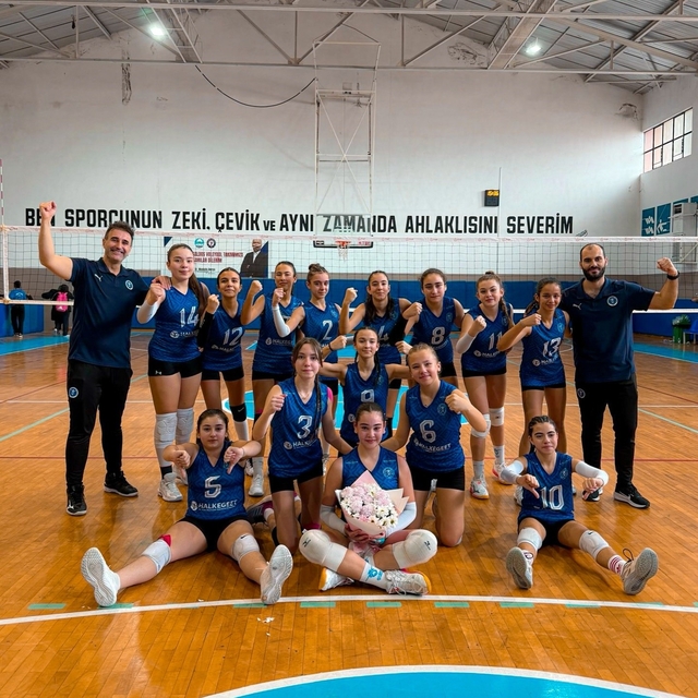 Aydın Büyükşehir Belediyespor Midi Takımı namağlup şampiyon oldu