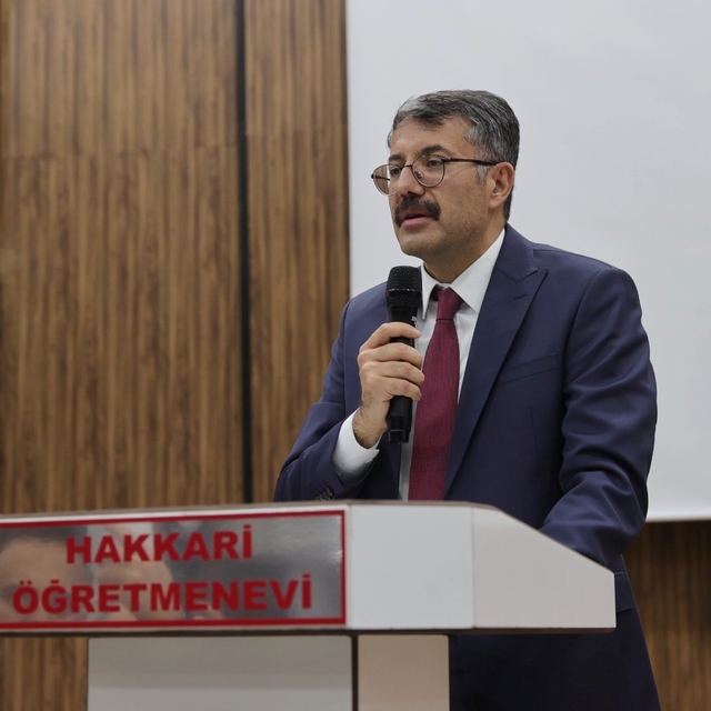 Bakan Yardımcısı Çelik: "Hayat yolculuğumda alın teriyle çalıştım"