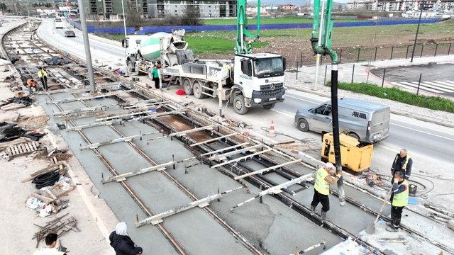 2025'te 19 milyon yolcu taşındı, raylar Kartepe'ye uzuyor