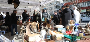 Melikgazi Belediyesi'nden şehrin merkezinde 'antika molası'