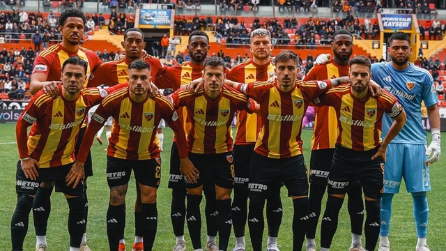 Zecorner Kayserispor'un 8 maçlık galibiyet hasreti sona erdi