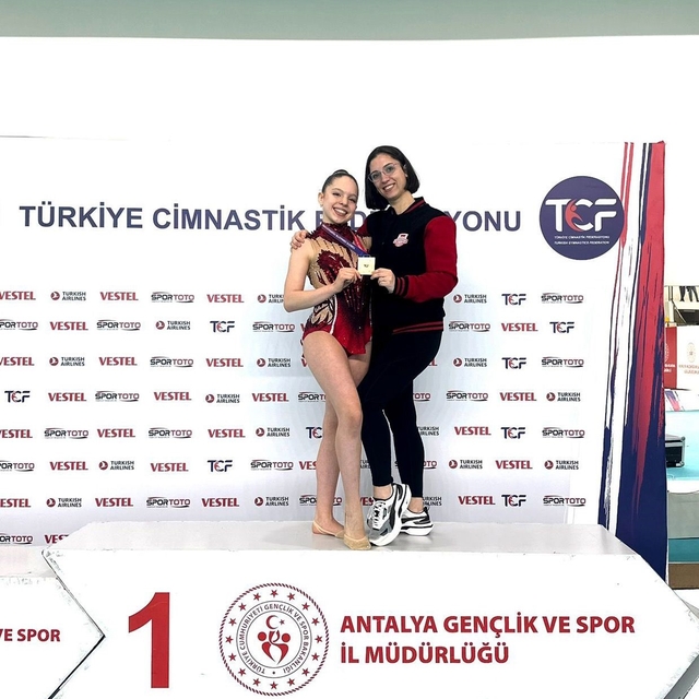 Muratpaşa, cimnastikte Türkiye şampiyonu