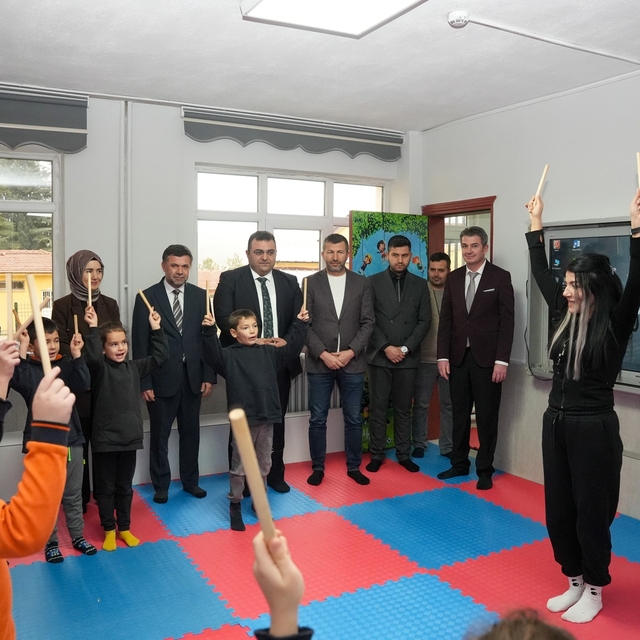 Öğrenciler modern mini spor salonuna kavuştu