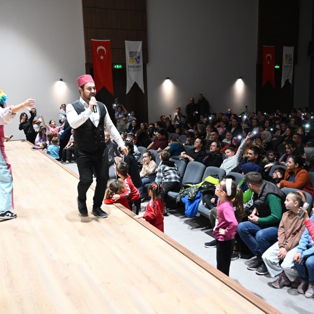 Karacabey Belediyesi'nden Ramazana yakışır kültür şöleni