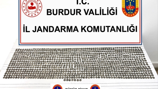 Burdur'da tarihi eser operasyonunda bin 105 sikke ele geçirildi