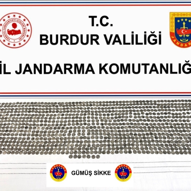 Burdur'da tarihi eser operasyonunda bin 105 sikke ele geçirildi