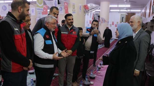 Çorum Belediyesi Suriye'de gönül sofrası kurdu