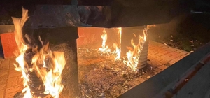 Kahta'da parktaki bank ateşe verildi