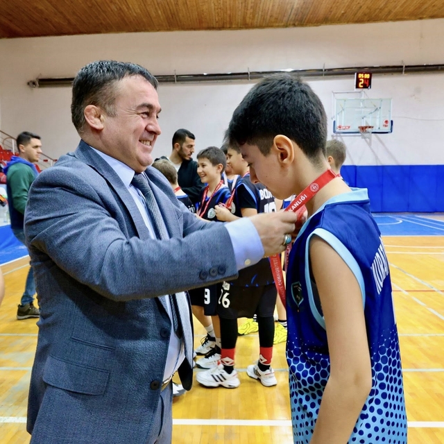 Bilecik'te Küçükler Basketbol Müsabakaları tamamlandı
