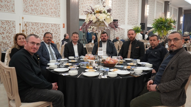 Anahtar Partisi Denizli İl Başkanı Sarun İdmanyurdu'nun iftar yemeğine katıldı