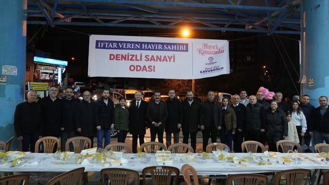 Denizli Sanayi Odasının iftar sofrası Fatih Mahallesi'nde kuruldu
